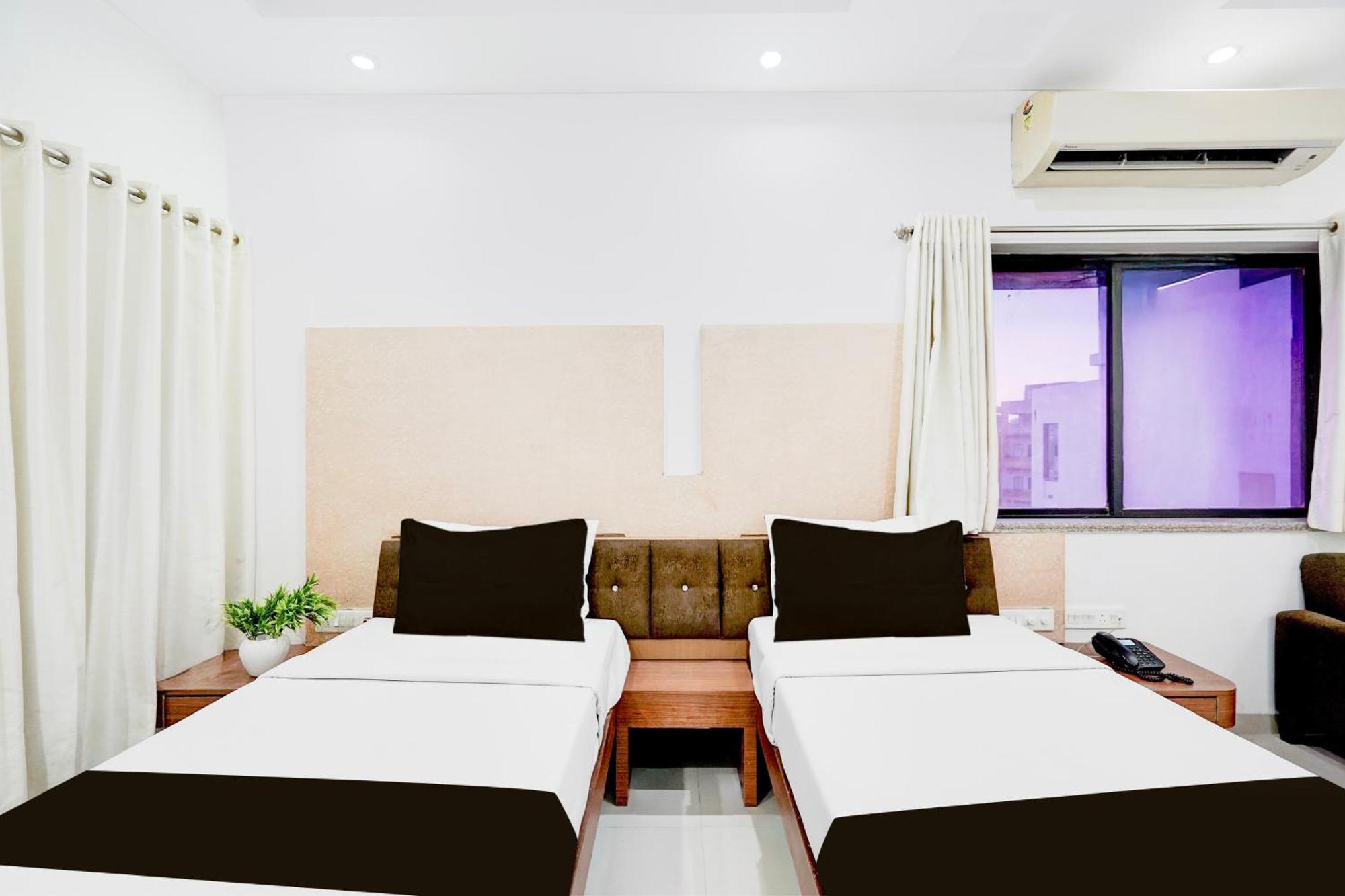 Super Townhouse Mg Road Porbandar Formerly Hotel Harmony Exterior photo