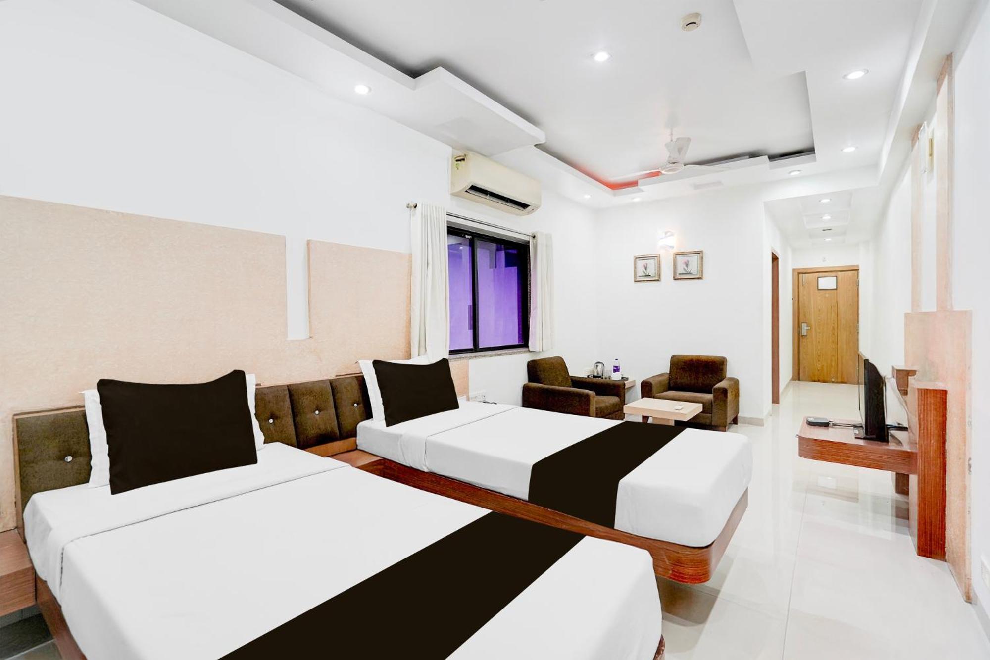 Super Townhouse Mg Road Porbandar Formerly Hotel Harmony Exterior photo